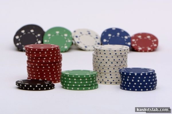 ka电子棋牌攻略：麻将听牌与杠牌的制胜法则